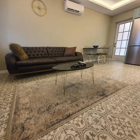 Vera Luxry Sueit Apartman *